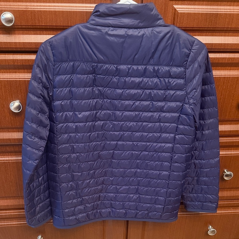 Vineyard Vines Boys Blue Primaloft Packable Jacket - Picture 2 of 8